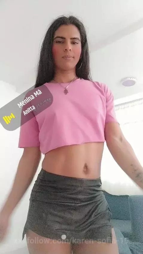 quieres besarme by karen-sofia-19