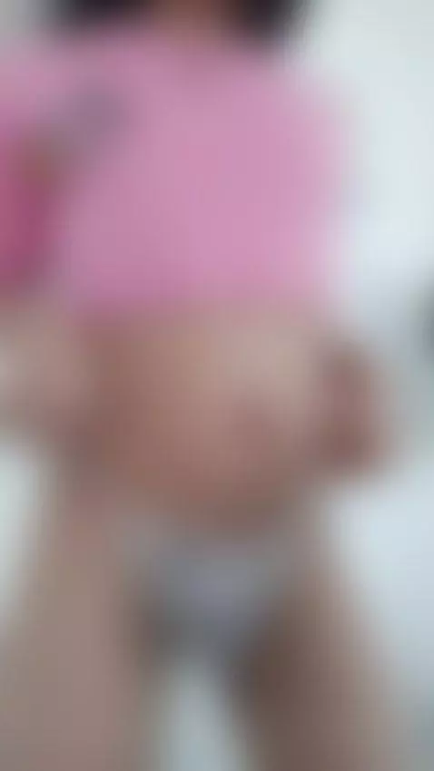 una miradita de cerca queda bien by karen-sofia-19