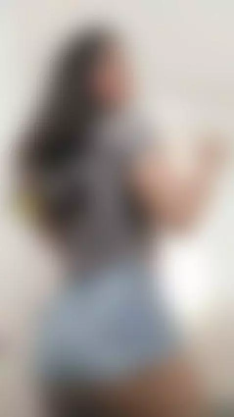 que tal me veo en short by karen-sofia-19