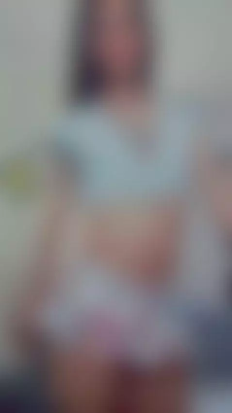 sexy body ,, yes-? by karen-sofia-19