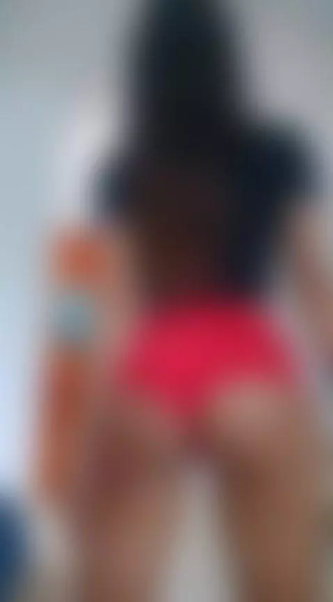 mi big ass fot you by karen-sofia-19