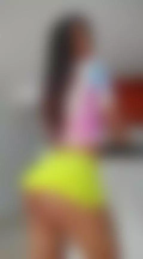 my hot ass by karen-sofia-19