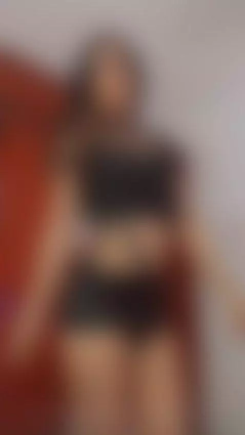 dance hot by karen-sofia-19