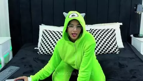 I'm hot af, do you wanna play with me? by cata-83