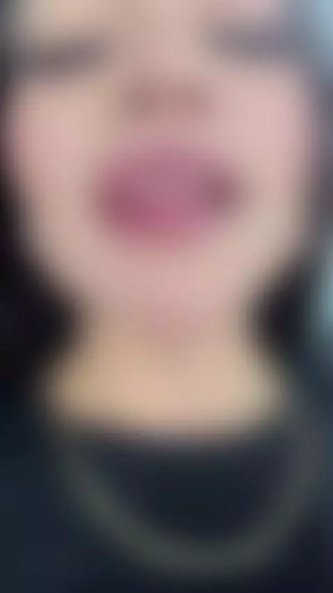 How were my lips? by sweet-ariadnaaa