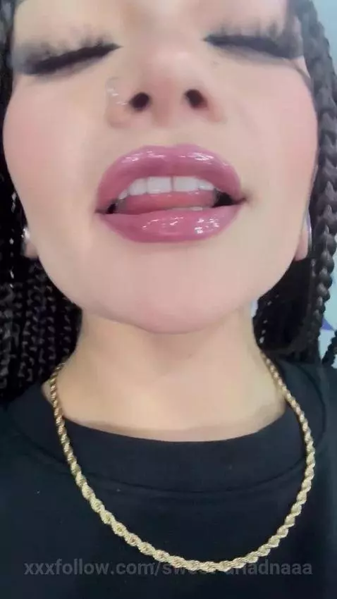 How were my lips? by sweet-ariadnaaa