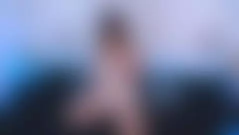 Do you like curvy Latinas? by tara-watson