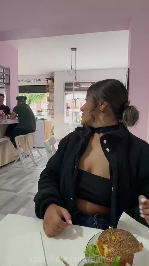 I went out for a coffee and got naughty 😈 by anneee