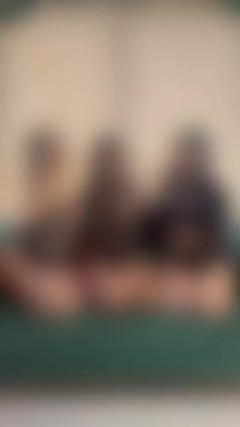 Which sexy girl do you choose? by anneee