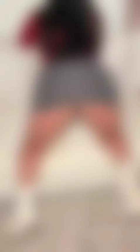 stripchat.com/andra_rose/follow-me by morganagray01