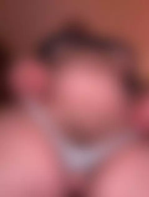 https://stripchat.com/andra_rose/follow-me by morganagray01
