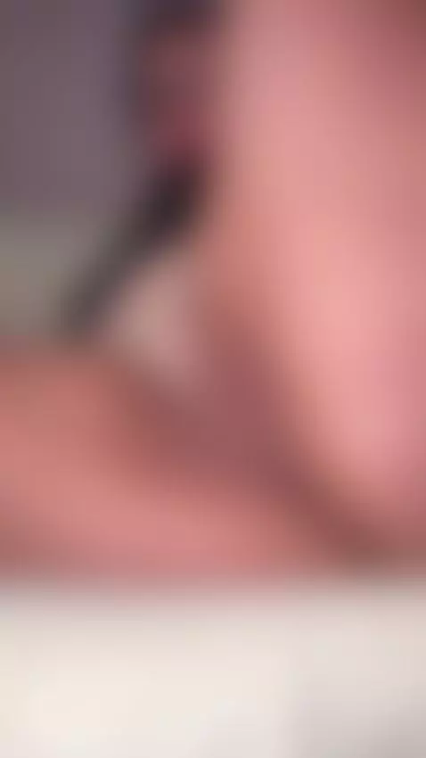 https://stripchat.com/andra_rose/follow-me by morganagray01