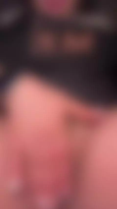 https://stripchat.com/andra_rose/follow-me by morganagray01