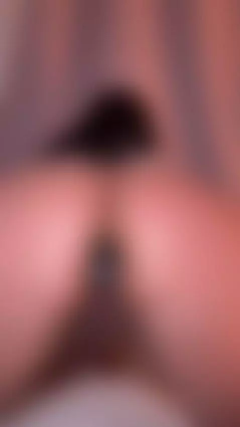 stripchat.com/andra_rose/follow-me by morganagray01