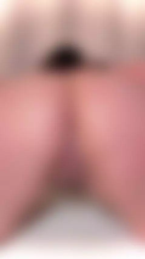 https://stripchat.com/andra_rose/follow-me by morganagray01
