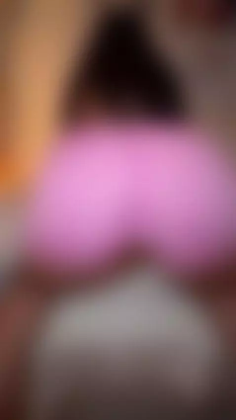 https://stripchat.com/andra_rose/follow-me by morganagray01