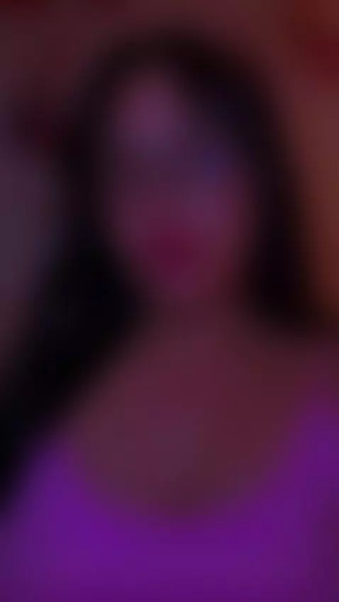 https://stripchat.com/andra_rose/follow-me by morganagray01