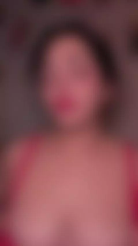 https://stripchat.com/andra_rose/follow-me by morganagray01