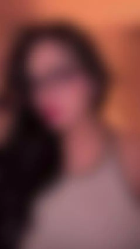 https://stripchat.com/andra_rose/follow-me by morganagray01