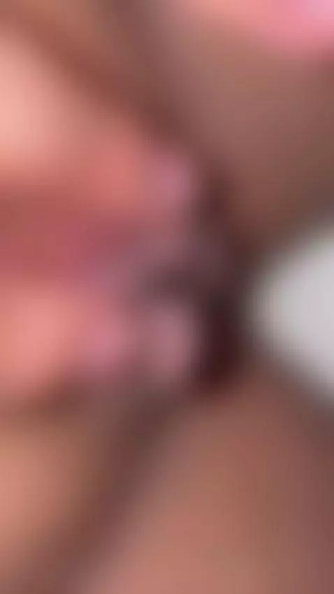 https://stripchat.com/andra_rose/follow-me by morganagray01