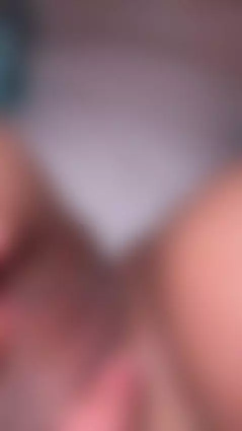 https://stripchat.com/andra_rose/follow-me by morganagray01