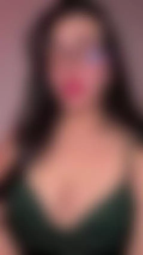 https://stripchat.com/andra_rose/follow-me by morganagray01