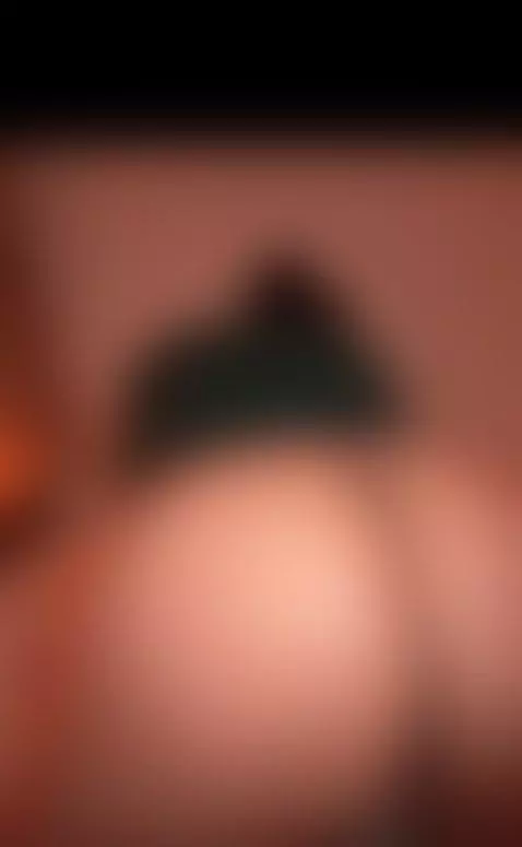 https://stripchat.com/andra_rose/follow-me by morganagray01