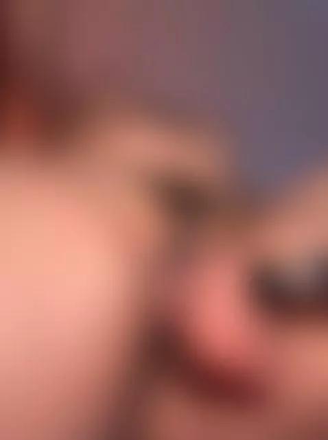 https://stripchat.com/andra_rose/follow-me by morganagray01