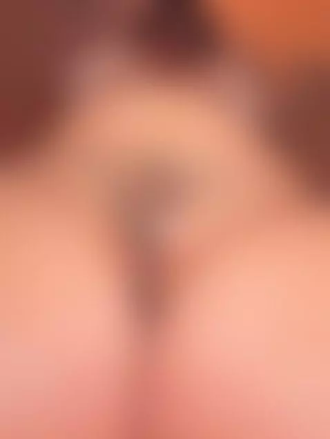 https://stripchat.com/andra_rose/follow-me by morganagray01