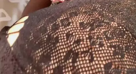 No dejes de seguirme en mi mundo azul con un mes de suscripc... by artemisabecker