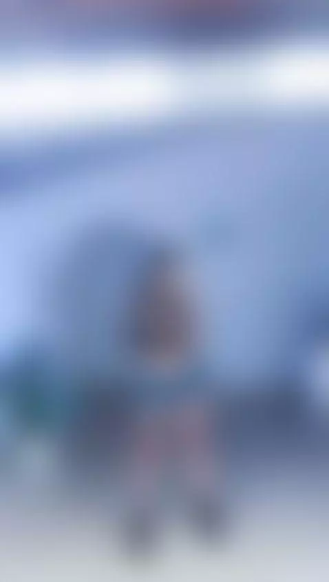 Come and destroy me completely! by valneeko