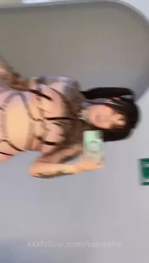 How I love bouncing my tits for you by valneeko