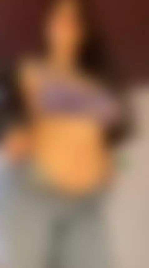 Come hang out & see what happens!😈 by valneeko