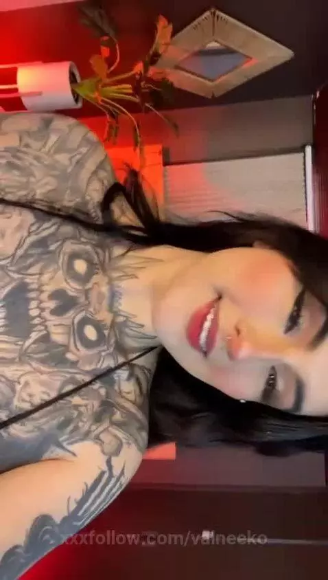 It's the perfect day to suck your dick🍆💦😈 by valneeko