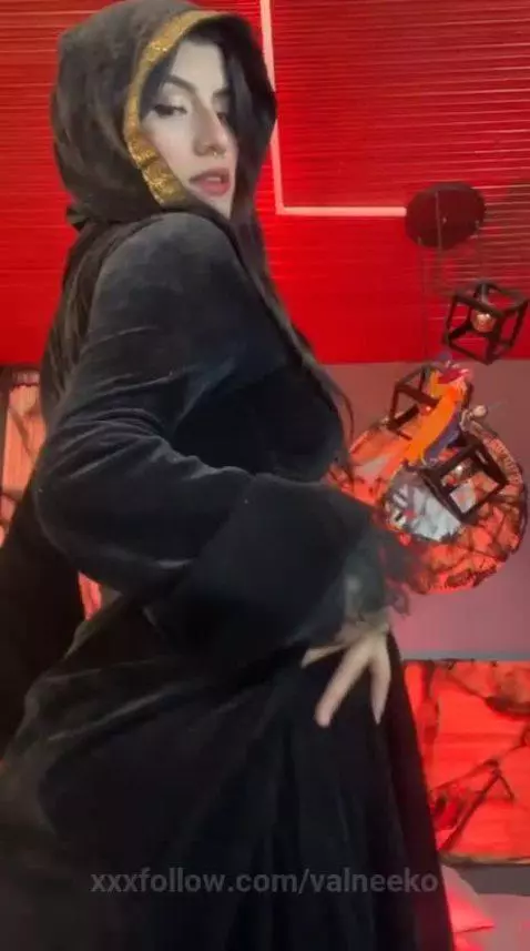 are you  ready for make me scream of pleasure by valneeko