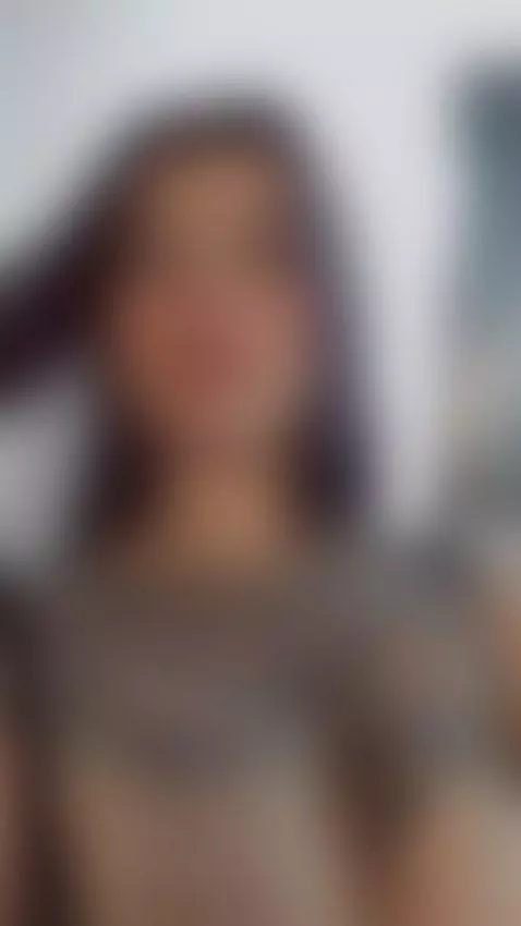 Do you want to meet the sexiest slave? by valneeko