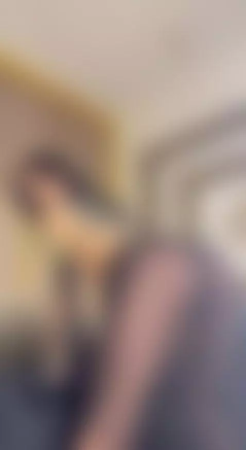 Bounce my big ass🍑 by pretty-babes