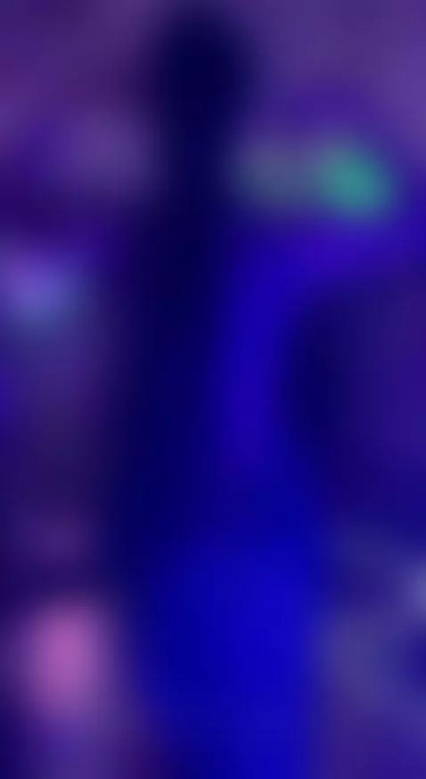 You like my back?🤤 by pretty-babes