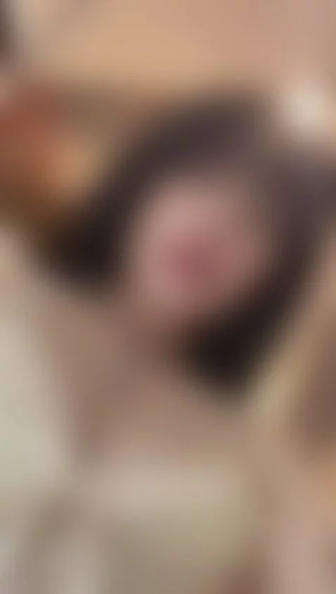 I want cock, do you give me yours?🤤🍆 
https://www.camsoda.co... by elizabeth-liones