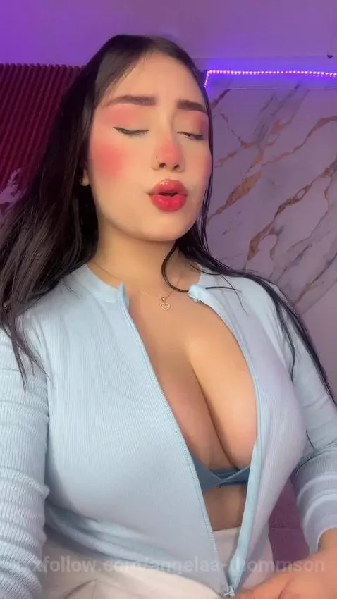 🫣 by angelaa-thommson