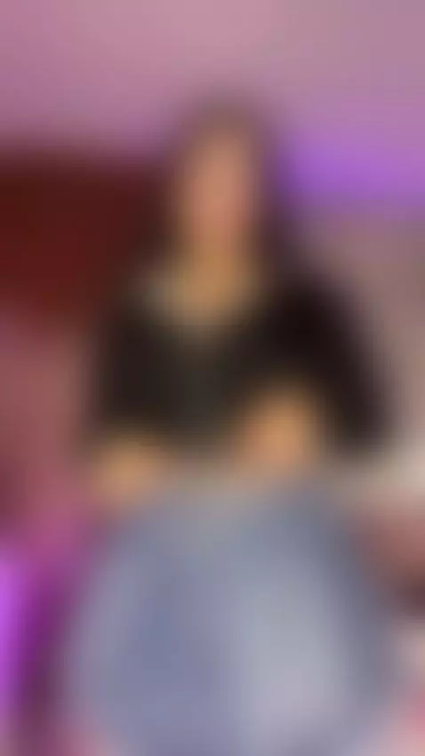 🫣 by angelaa-thommson