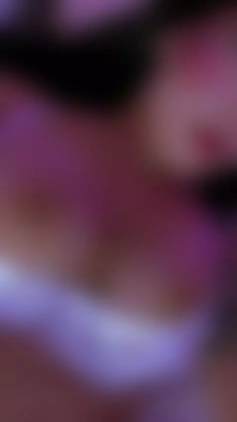 Come and eat me by angelaa-thommson