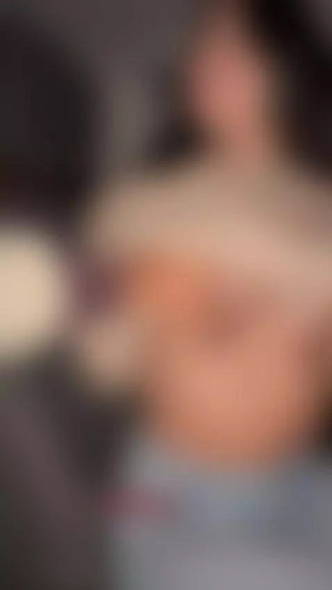 😳 by laurensmiith