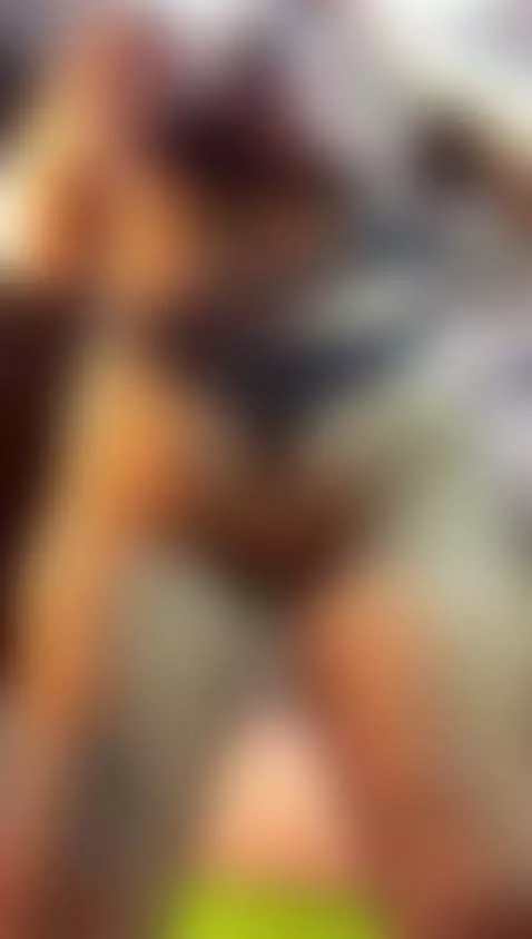 I WANT YOU TO EAT THIS HUGE ASS AND FUCK IT HOW YOU WANT by danny-og