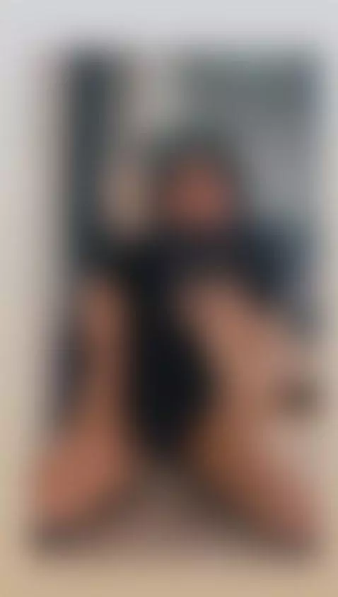 I want you to feel my sensuality and you see my perverse sid... by biancagarcia1