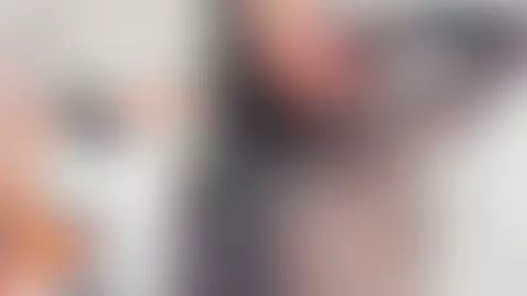 Come and enjoy my sensuality and let me pass my wet tongue a... by biancagarcia1