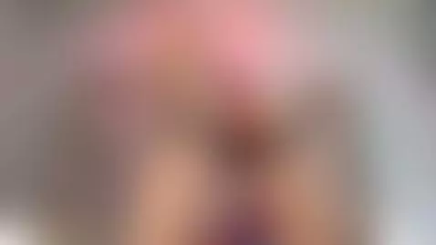 This mama noel wants to fulfill all your desires and whims c... by biancagarcia1