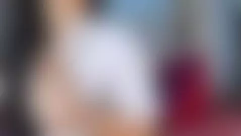 sucks my delicious and round tits  😈 by biancagarcia1