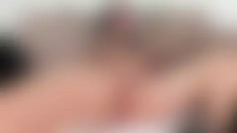 Look how sensual my oiled body  🥵 by biancagarcia1