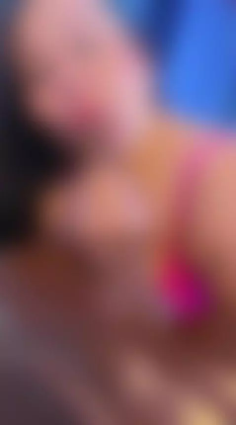 Right now online by amandacruz